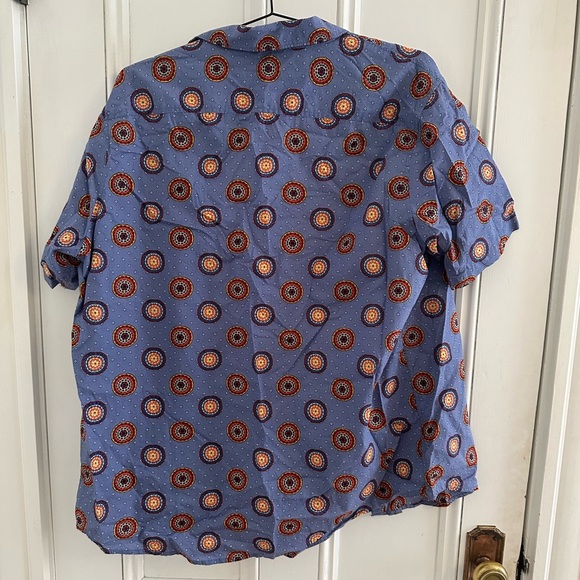 Fun print cotton button down shirt - Picture 2 of 3